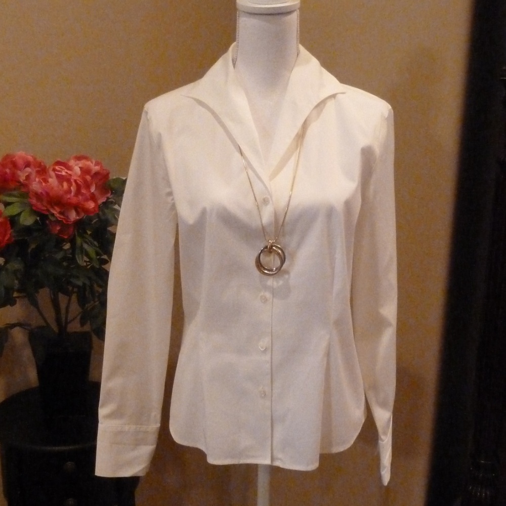 Shirt Euc White Great Basic - image 5